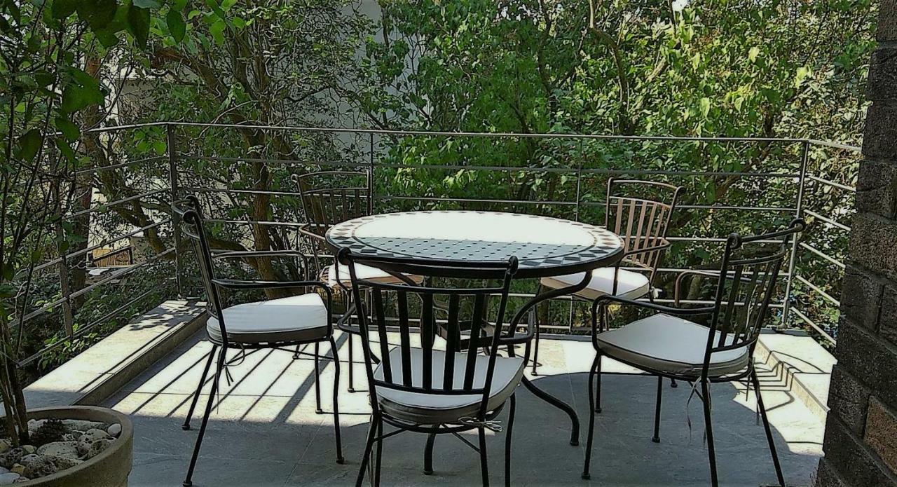 Apartman V Zahrade Praha Troja - Apartment In The Garden Prague Troja Bagian luar foto