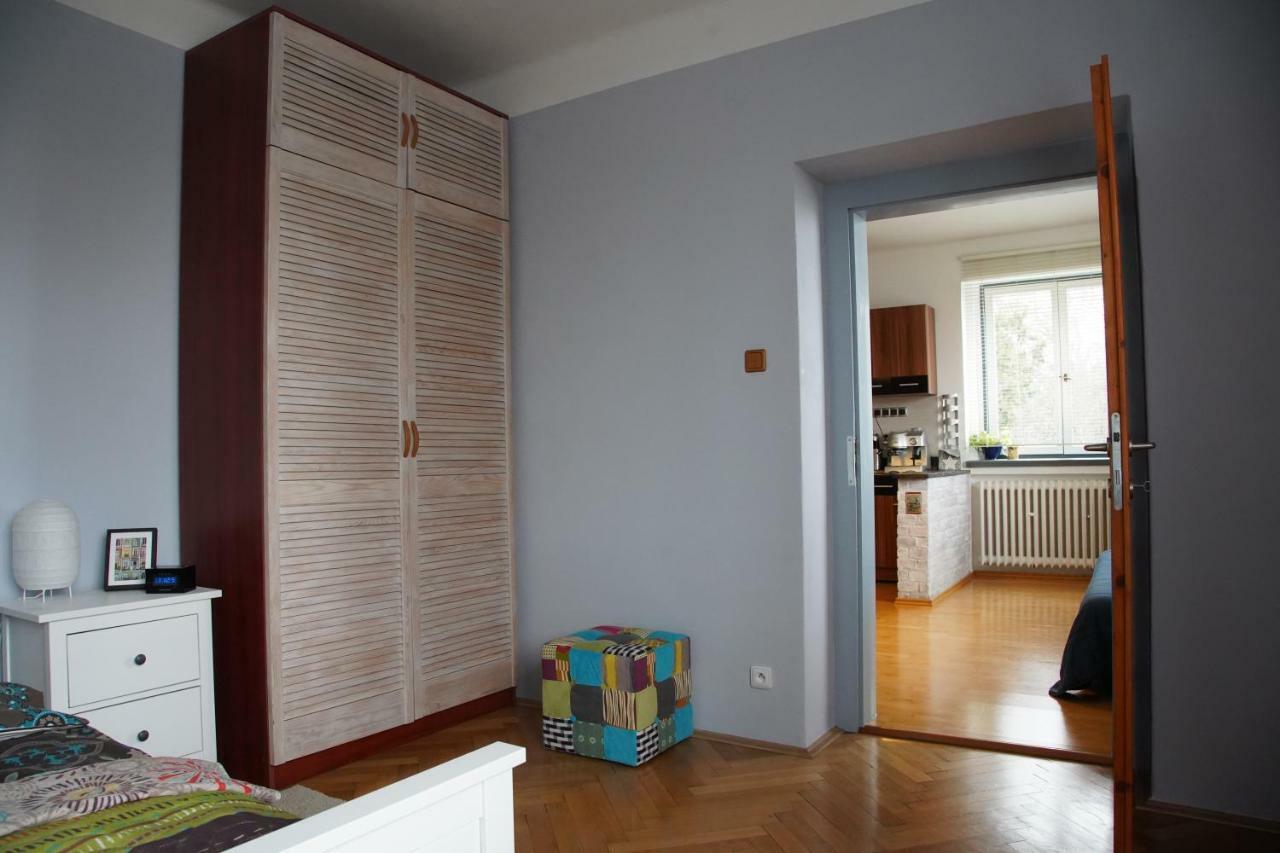 Apartman V Zahrade Praha Troja - Apartment In The Garden Prague Troja Bagian luar foto